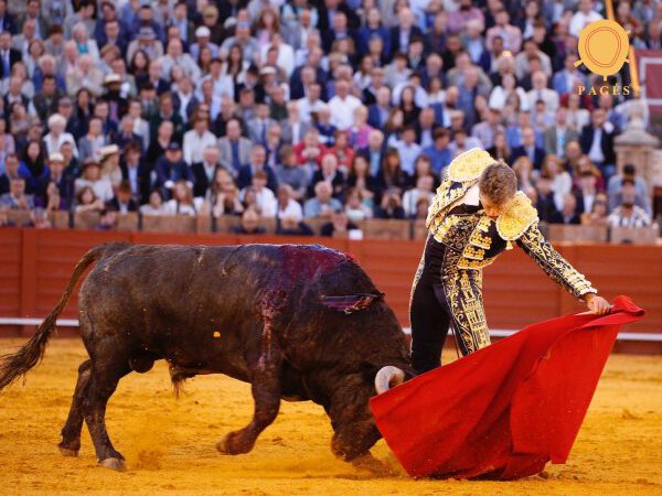 Sevilla se rinde ante Escribano y ‘Mosquetón’