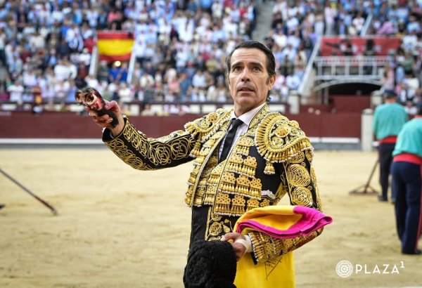La torería de Uceda Leal, que corta la única oreja en la corrida homenaje por el 120 aniversario de la RUCTL