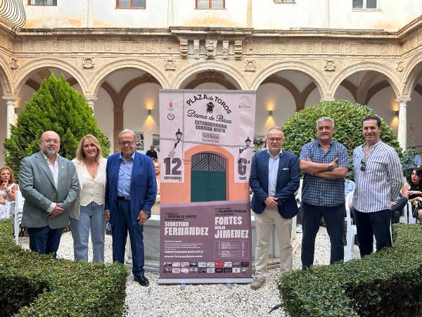 Baza programa un cartel para aficionados en la tradicional cita del 12 de septiembre