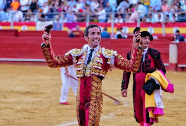 Rotunda tarde de David de Miranda en Almería