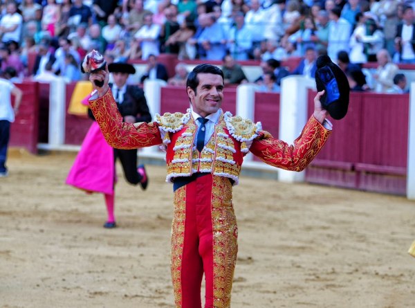 Emilio de Justo impone su ley en Valladolid