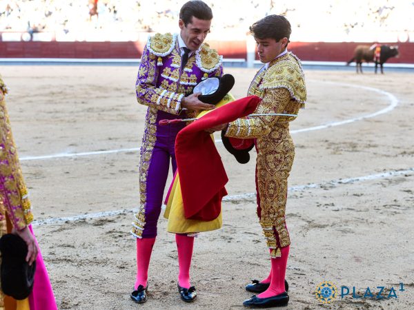 Sin opciones para la terna en la tercera de la Feria de Otoño en Madrid