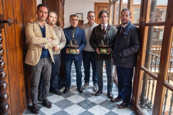 Juan Ortega y Victorino Martín reciben el Trofeo Lagartijo 2025 de Úbeda