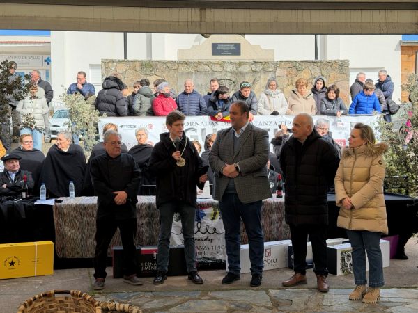 Borja Jiménez, nombrado Matancero de Honor en Guijuelo junto a José Ortega Cano