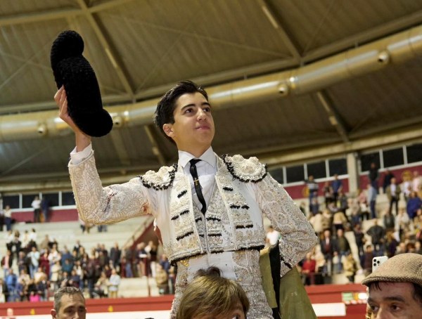 Marco Pérez triunfa con rotundidad en La Flecha