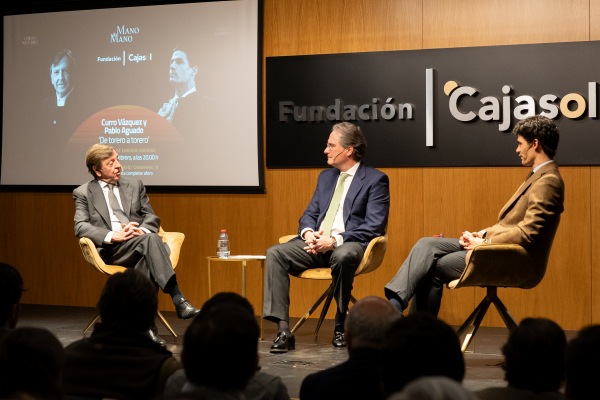 Curro Vázquez y Pablo Aguado, confesiones de torero en la Fundación Cajasol