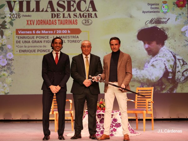 Enrique Ponce pone el broche de oro a las XXV Jornadas Taurinas de Villaseca de la Sagra