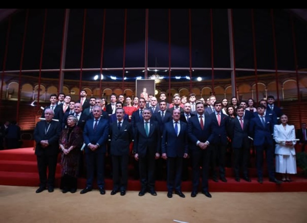 La Maestranza entrega sus premios taurinos y universitarios de 2025