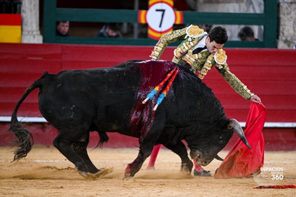 Rufo y una tarde que no se explica en números