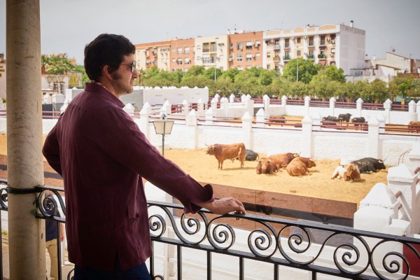 Morante de la Puebla visita la Real Venta de Antequera