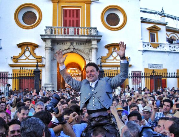 Andy Cartagena abre la Puerta del Príncipe