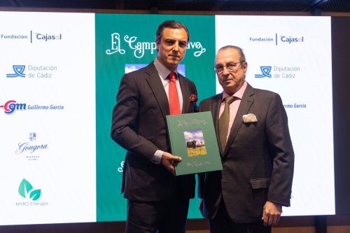 La firma Arjona presenta en Sevilla el libro ‘El Campo Bravo en Andalucía’