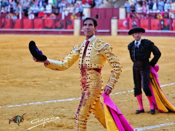 Fortes da una vuelta al ruedo en la Corrida Picassiana de Málaga