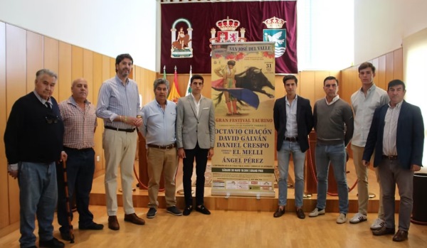 Cartel con acento gaditano en el festival de San José del Valle