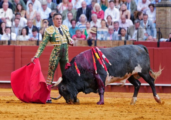 El oficio de El Cid y los naturales de Fortes en una corrida con matices de La Quinta