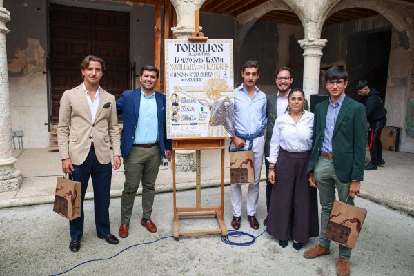 Torrijos anuncia una novillada con picadores el 17 de mayo