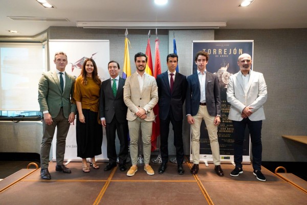 Rafael de Julia regresa en una feria de Torrejón de Ardoz con figuras y jóvenes toreros