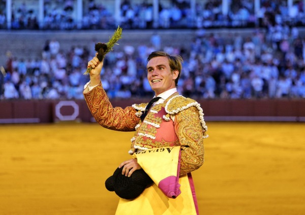 Ignacio Sabater y Cristóbal de Lara, únicos trofeos en la primera novillada del Certamen ‘Rumbo al Futuro’