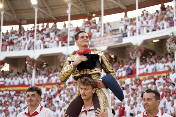 David Galván deja una actuación de peso en el cierre de la feria de Dax