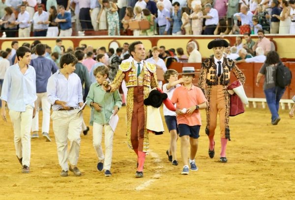 Borja Jiménez y David de Miranda mantienen el pulso en el cierre de la Temporada de Verano de El Puerto