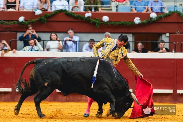 Una faena de Luque suprema en San Sebastián