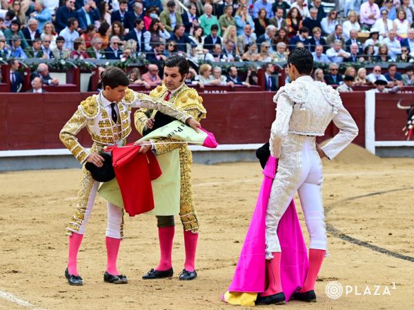 Los naturales de Morante en seria confirmación de Aarón Palacio en Las Ventas