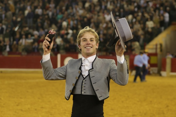 Duarte Fernandes corta dos orejas de peso y Ventura impone su magisterio en el cierre de la Feria del Pilar de Zaragoza